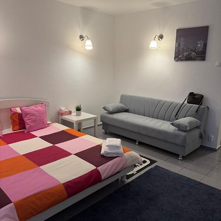 Park Lake Apartment Boekarest Buitenkant foto