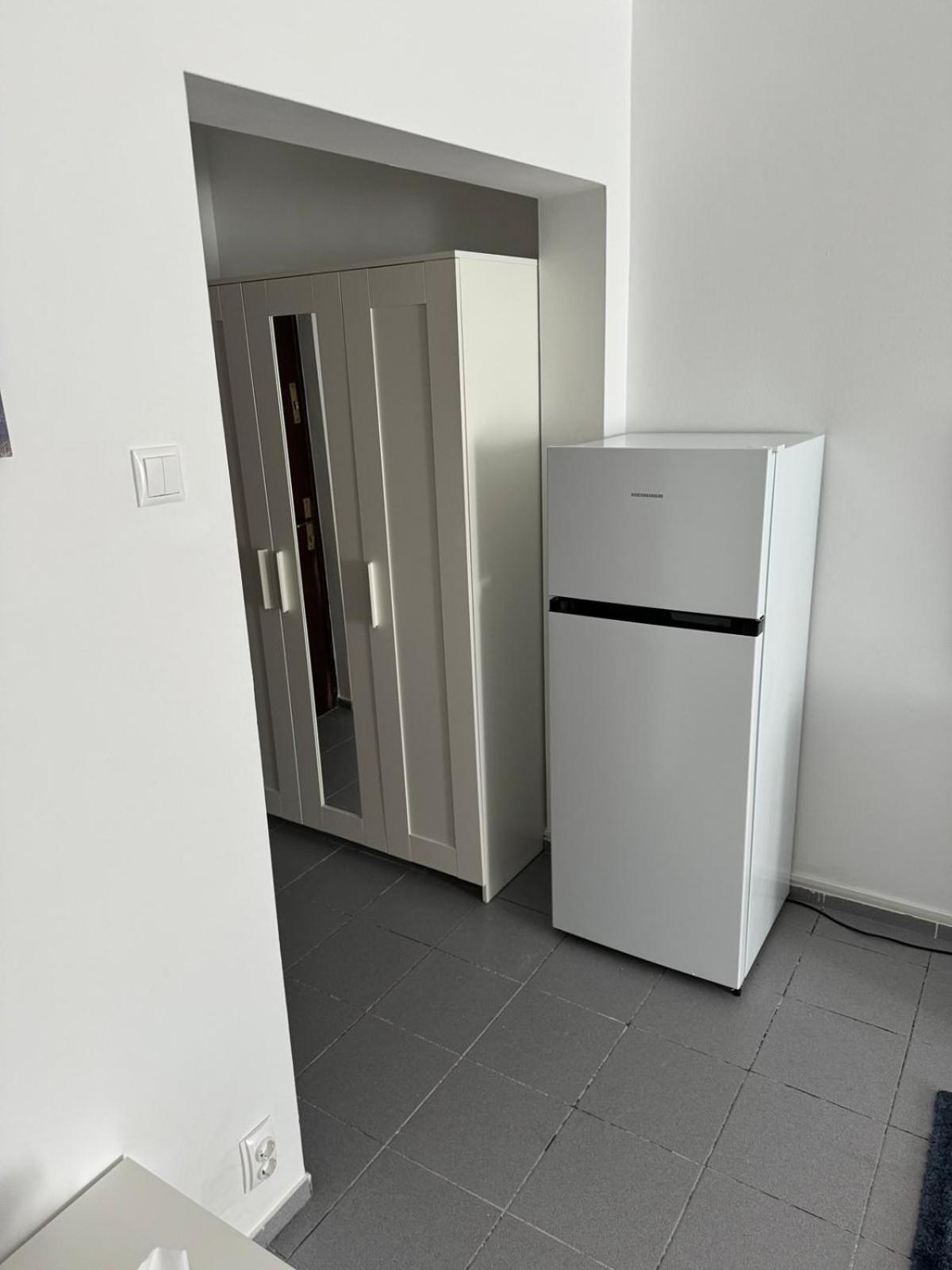 Park Lake Apartment Boekarest Buitenkant foto